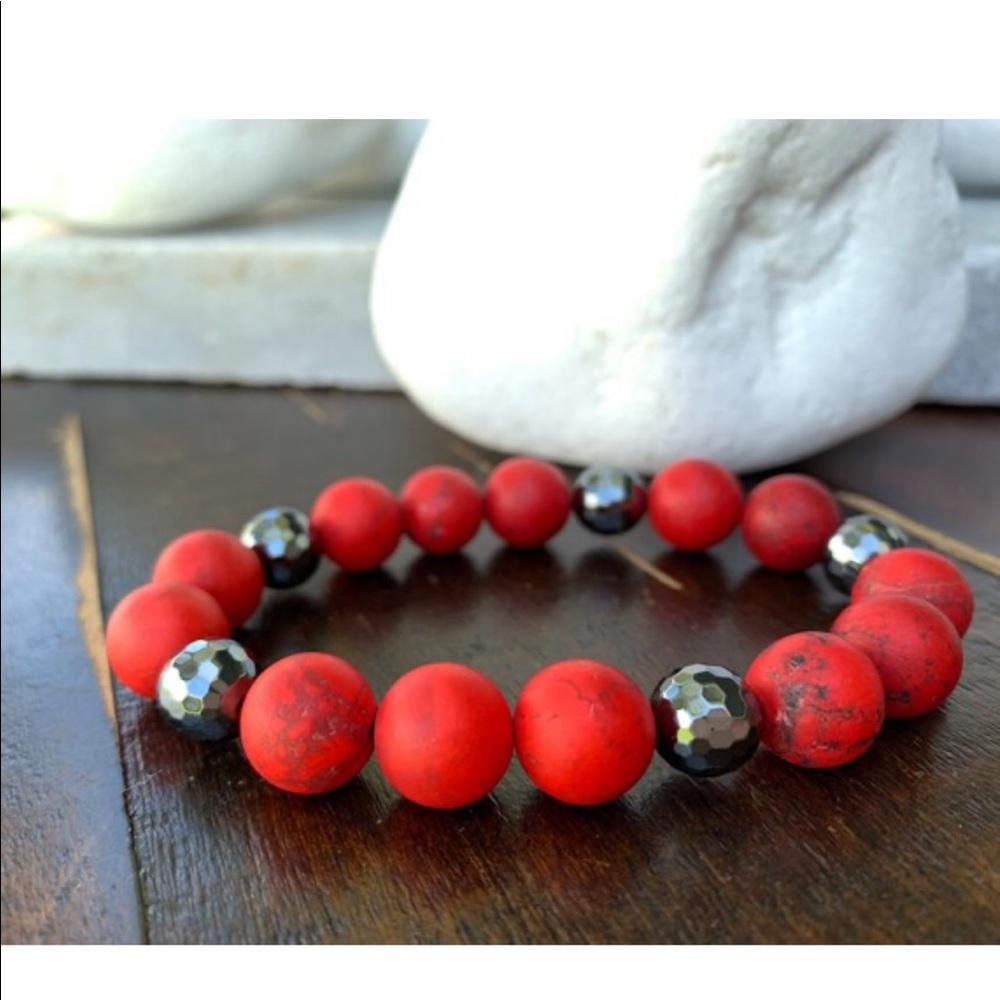 Men’s red magnesite and hematite gemstone bracelet. One size